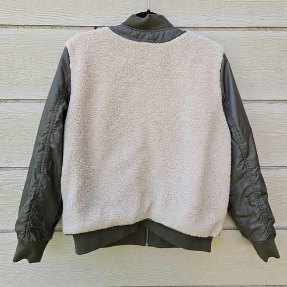 American Eagle reversible bomber jacket army green cream brown sherpa medium - Picture 3 of 9